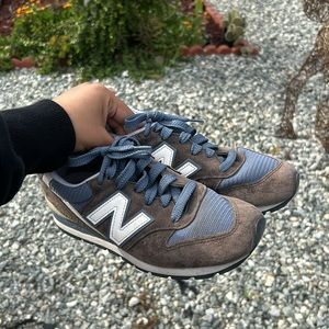 New Balance 996 Sneakers